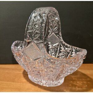 Vtg Clear Glass Basket Star Diamond Pattern Starburst 7" Handle Candy Dish MCM